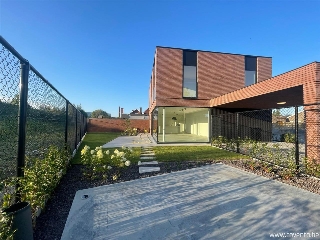 Villa te huur in Moorseelsesteenweg 56 Roeselare