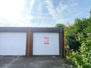 Garagebox te koop in Sint-Elooistraat 47 Zedelgem