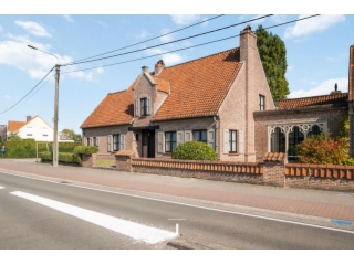 Villa te koop in Grote Heerweg 82 Beveren-Leie