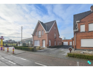 Huis te koop in Leenstraat 106 Izegem