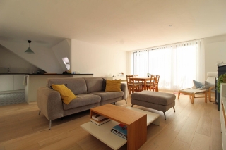 Penthouse te huur in Rue de la Station 113 Sint-Lambrechts-Woluwe