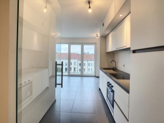 Flat - Studio te huur in Rue Fernand Brunfaut 27 Sint-Jans-Molenbeek