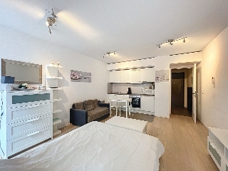 Flat - Studio te huur in Rue de Trèves 104 Brussel